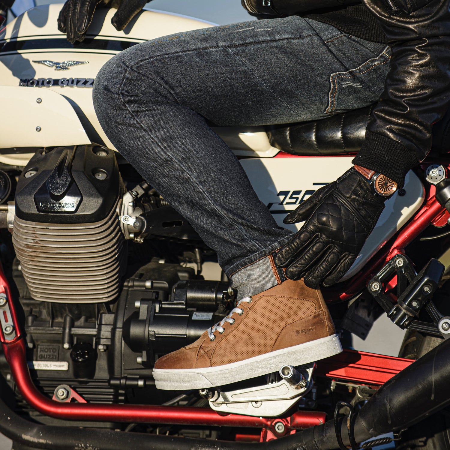 Brown Retro Leather Motorcycle Boots