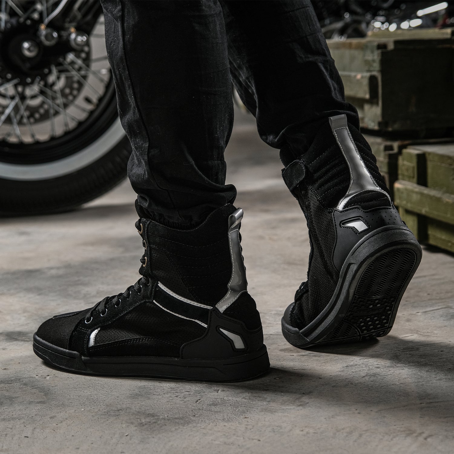 IRON JIA'S Motorcycle Shoes for Men, Anti-Slip Breathable Street Casual  Motorcycle Riding Boots with Side Zipper, Ankle Support, Shift Pads Black 10