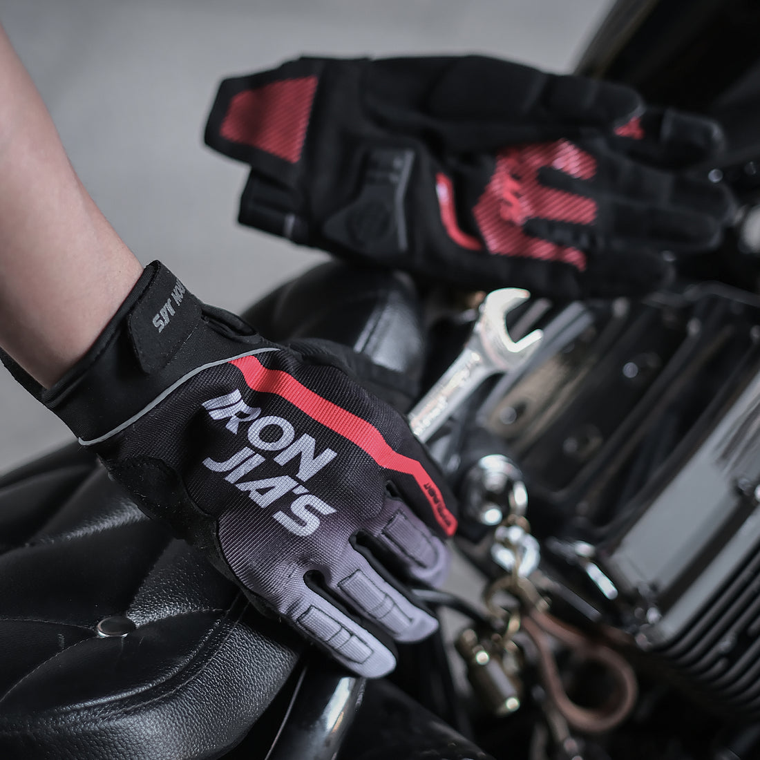 Gants de moto,IRON JIA'S-gants de Moto pour hommes, équipement de  Protection, respirant, complet, pour Motocross, pour l'été - Cdiscount Auto