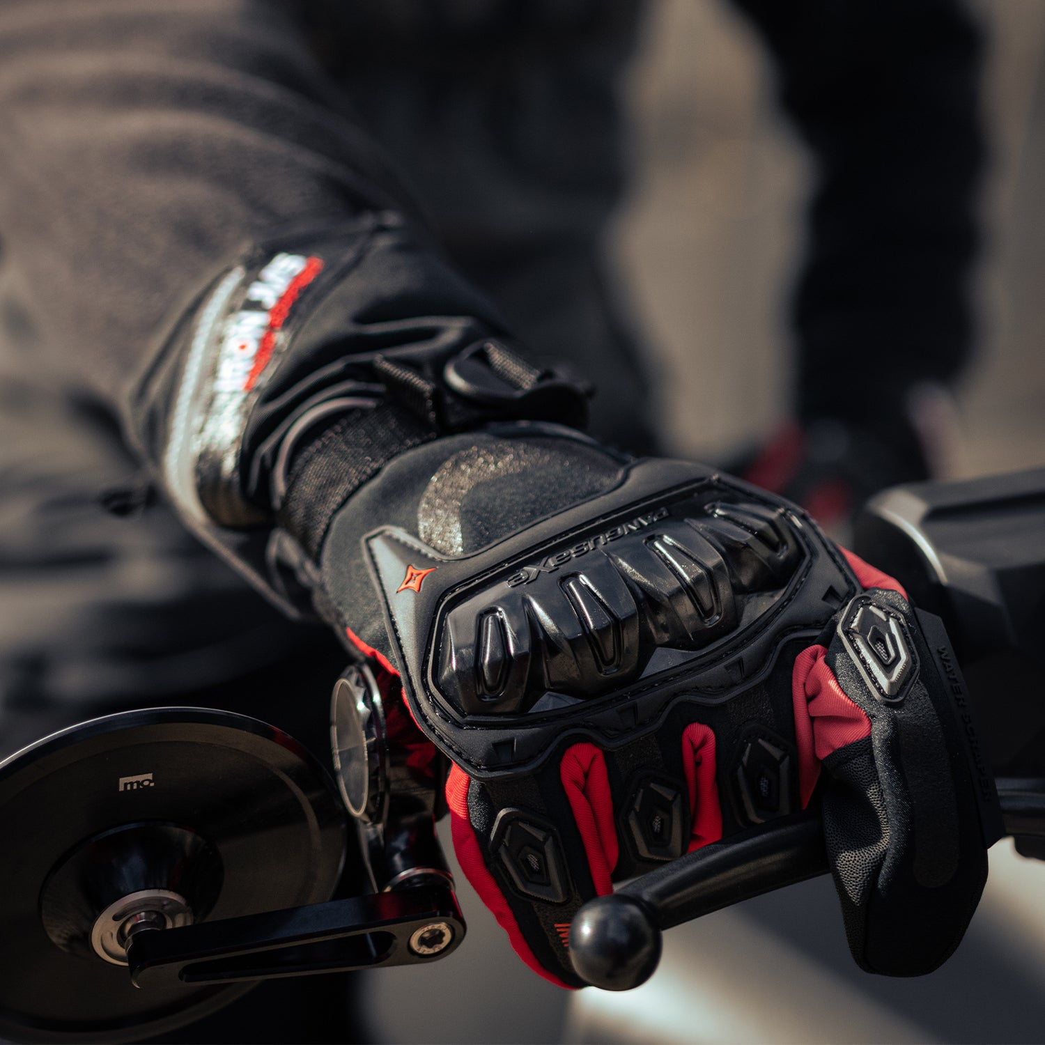 Waterproof Winter Comfortable Motorcycle Gloves